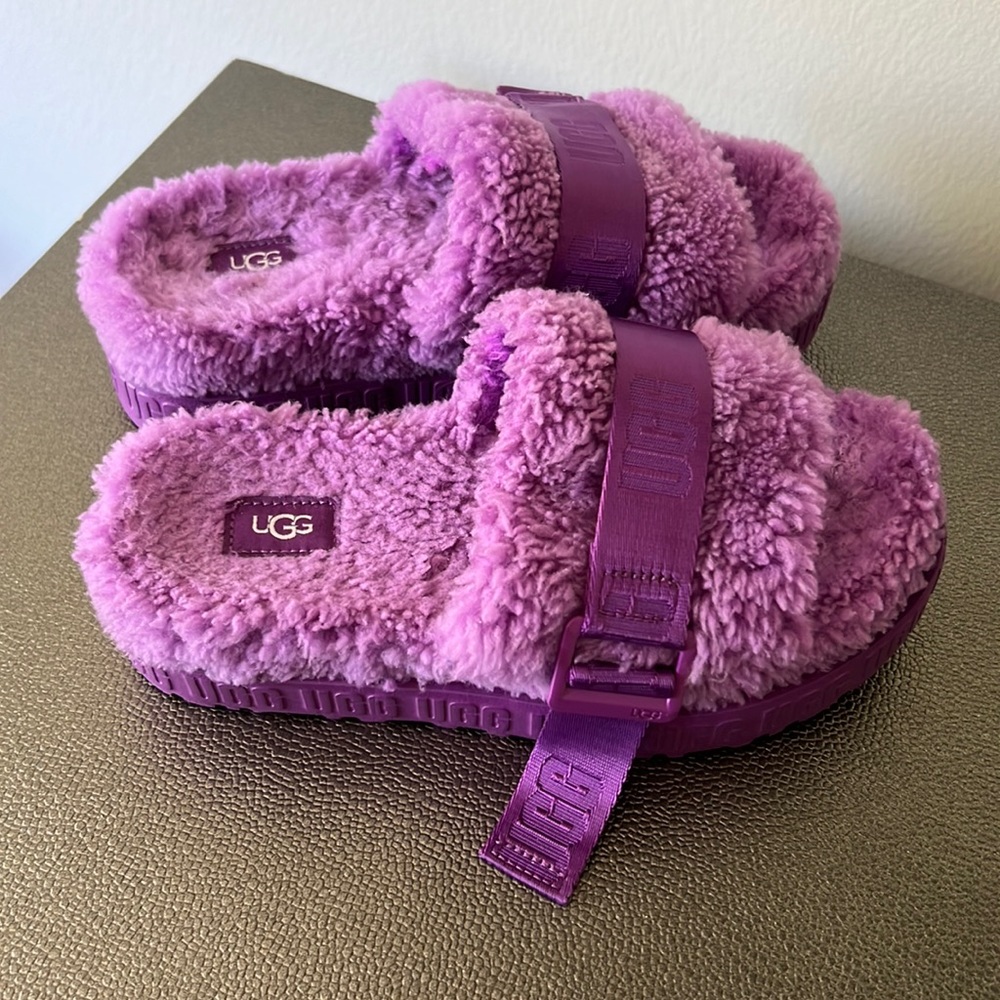 Womens ugg fluffita slide sandal purple